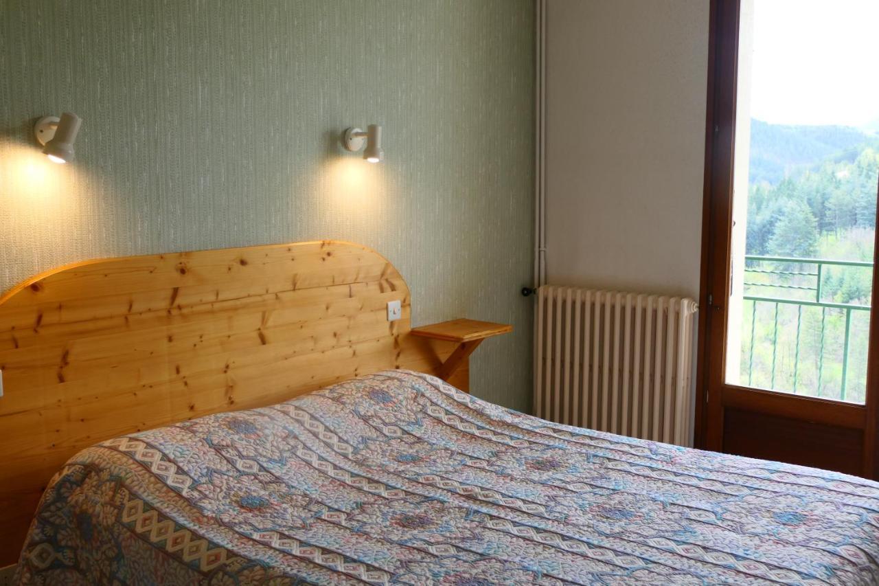Hotel Des Rochers Марвежол Екстериор снимка