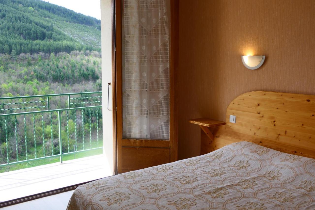 Hotel Des Rochers Марвежол Екстериор снимка