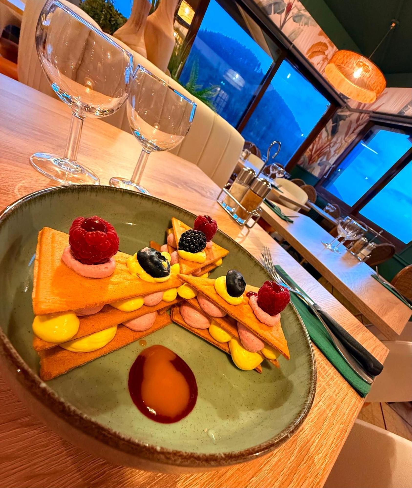 Hotel Des Rochers Марвежол Екстериор снимка