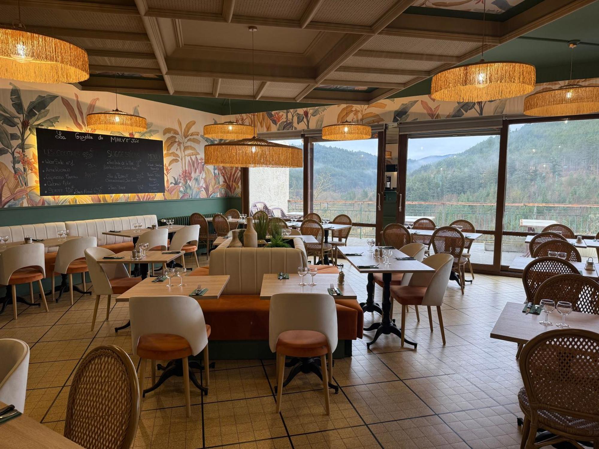 Hotel Des Rochers Марвежол Екстериор снимка