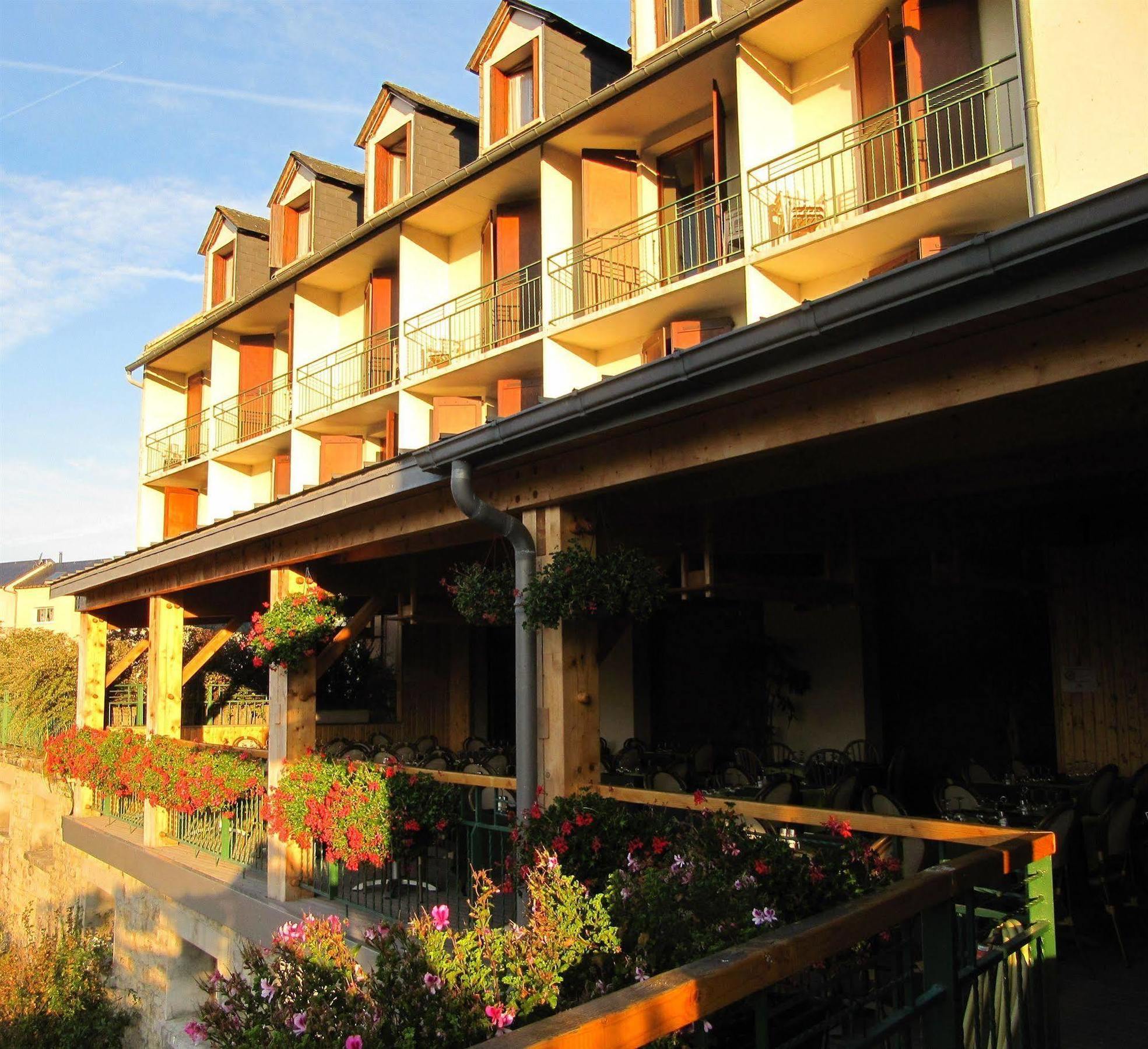 Hotel Des Rochers Марвежол Екстериор снимка