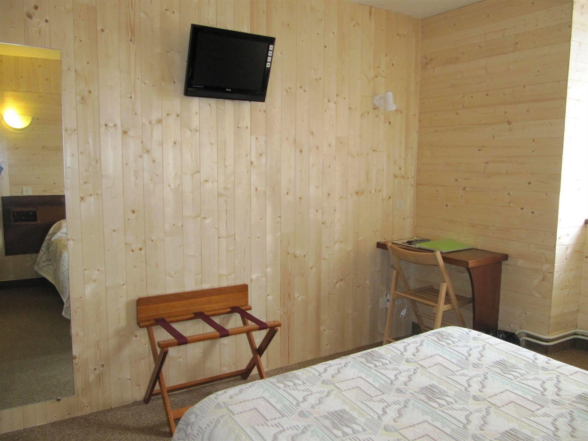 Hotel Des Rochers Марвежол Екстериор снимка