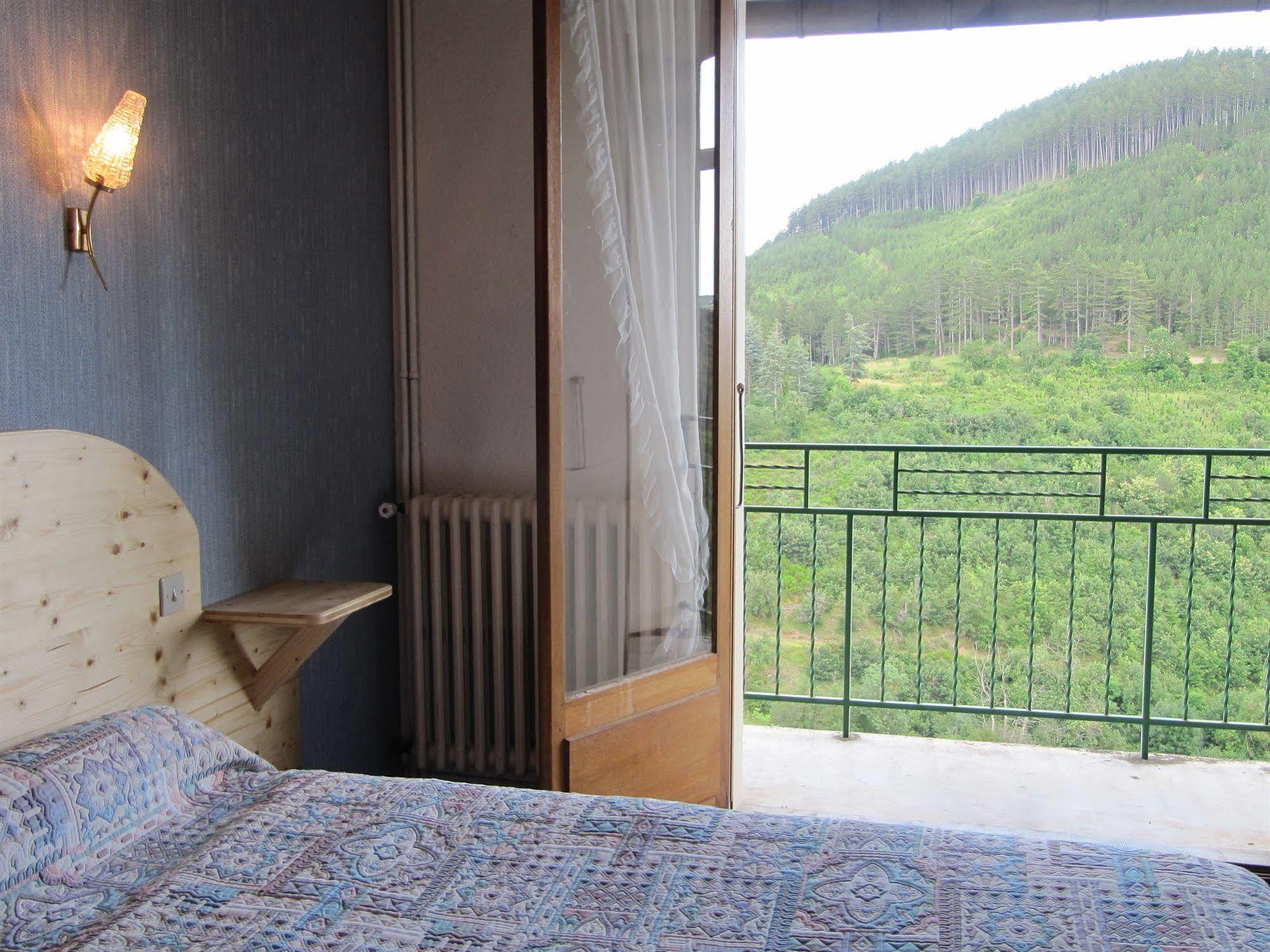 Hotel Des Rochers Марвежол Екстериор снимка