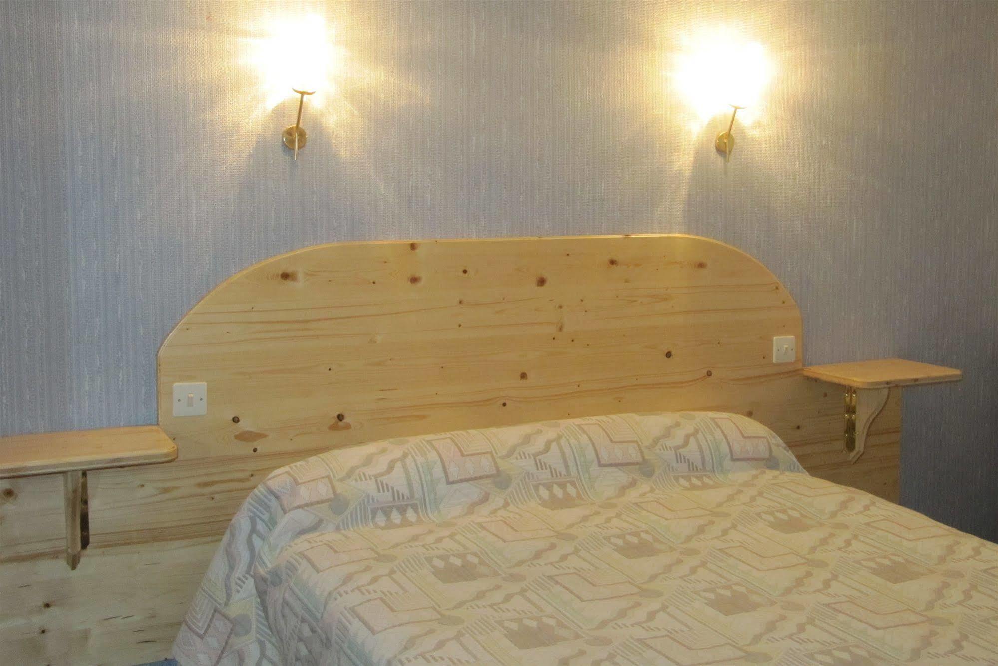 Hotel Des Rochers Марвежол Екстериор снимка