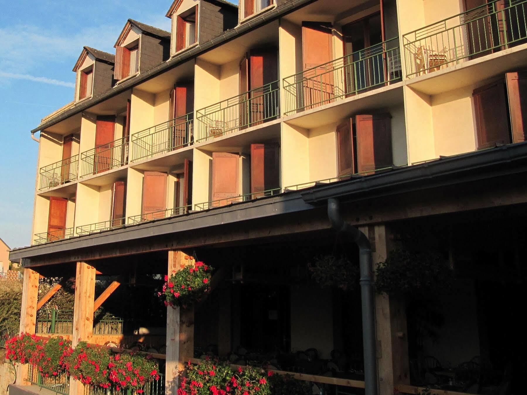 Hotel Des Rochers Марвежол Екстериор снимка